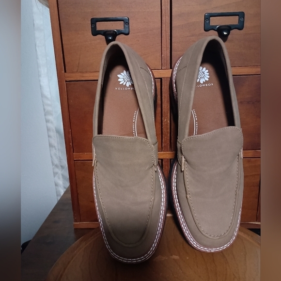 NWOT Yellow Box Men\'s Tan Loafers_7.5 main image 7